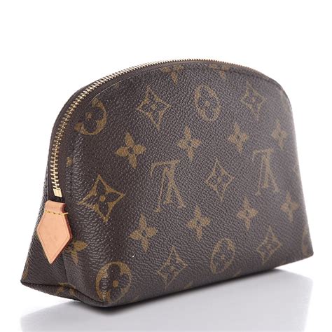 louis vuitton giant monogram cosmetic pouch|louis vuitton truth makeup pouch.